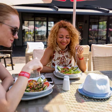 Mendos Garden Exclusive