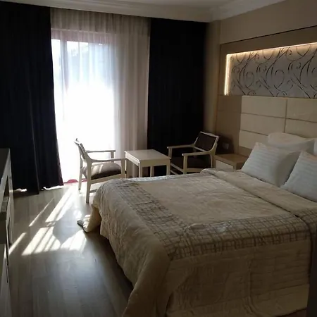 Mendos Garden Exclusive Hotell 3*