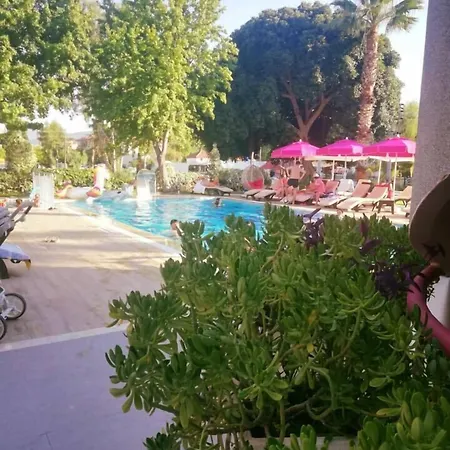 Mendos Garden Exclusive Hotell 3*