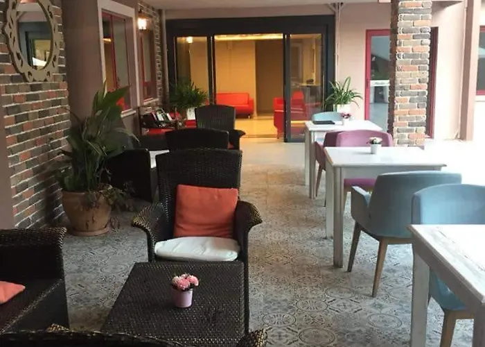 Mendos Garden Exclusive