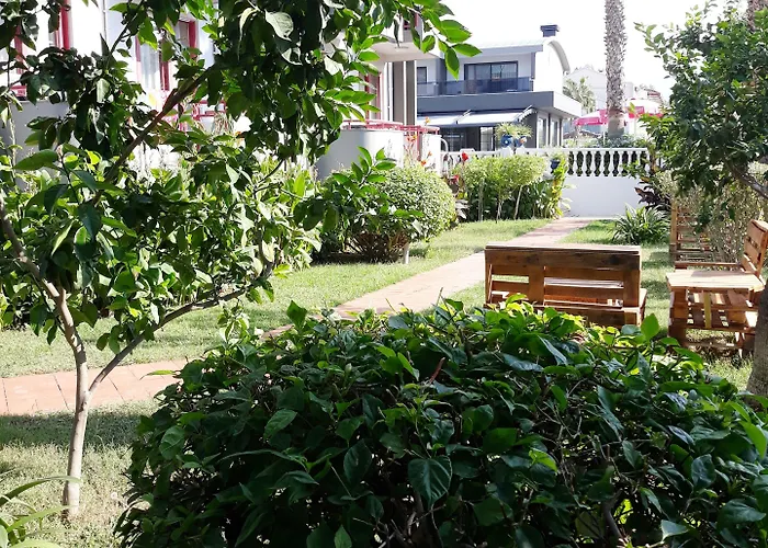 Mendos Garden Exclusive