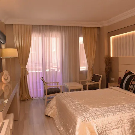 ホテル Mendos Garden Exclusive